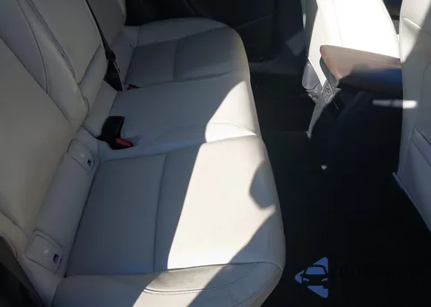 2020 Mazda Cx-30 Premium Package z USA, uszkodzony, nr VIN 3MVDMBEM5LM105176